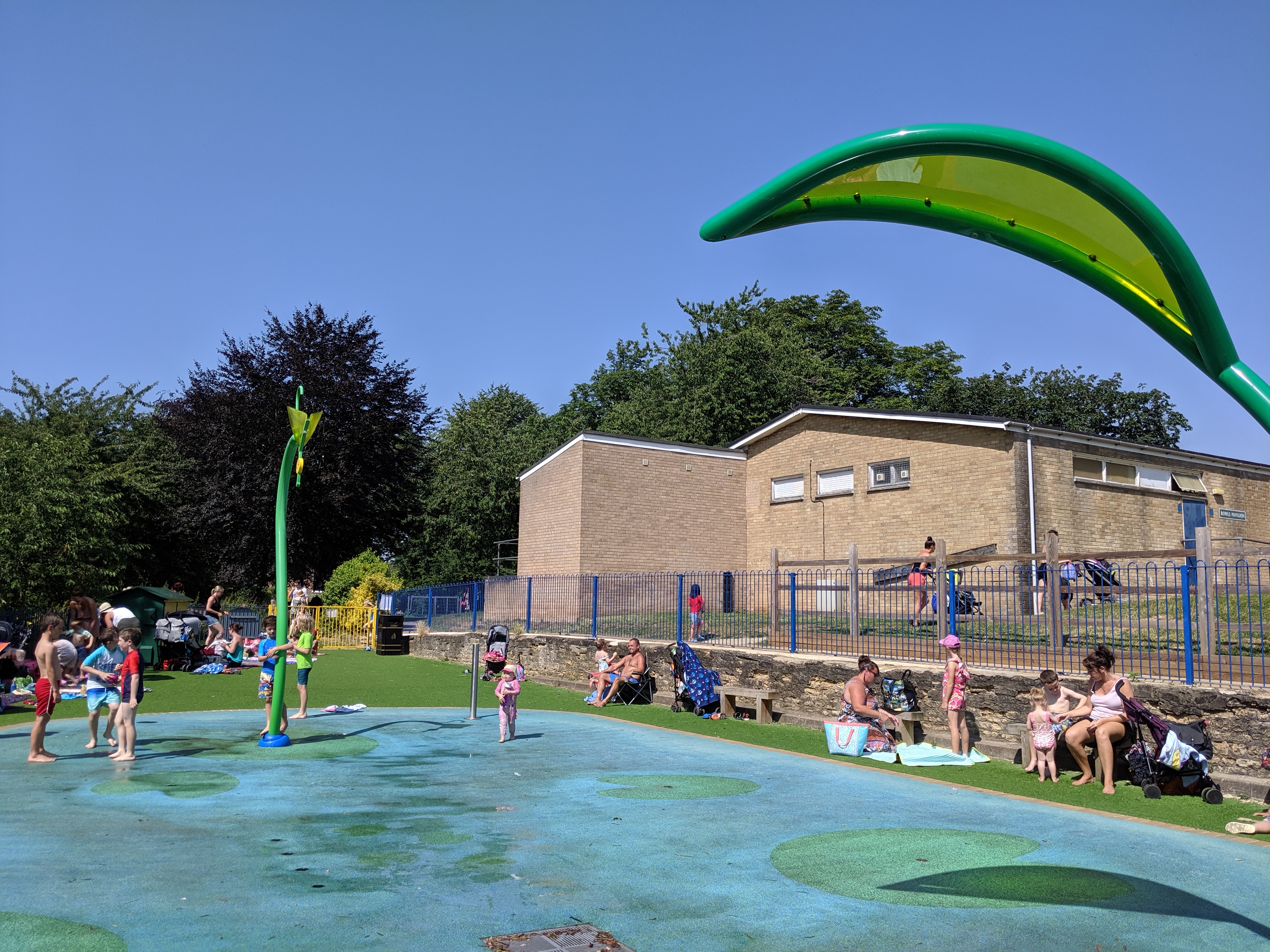 Cutteslowe Park Splash Park Review Oxford 