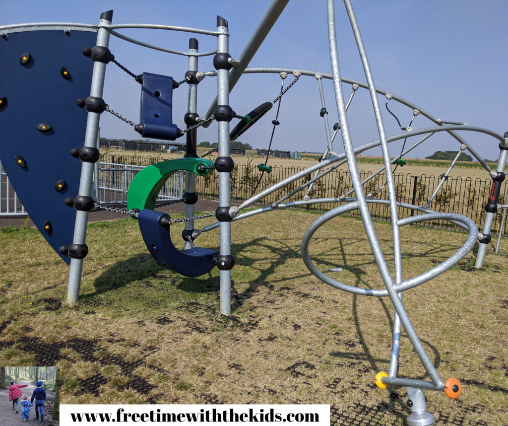 Tibbs Road playground, Haddenham, Bucks | Review by Free Time with the Kids | Free things to do in Buckinghamshire with children