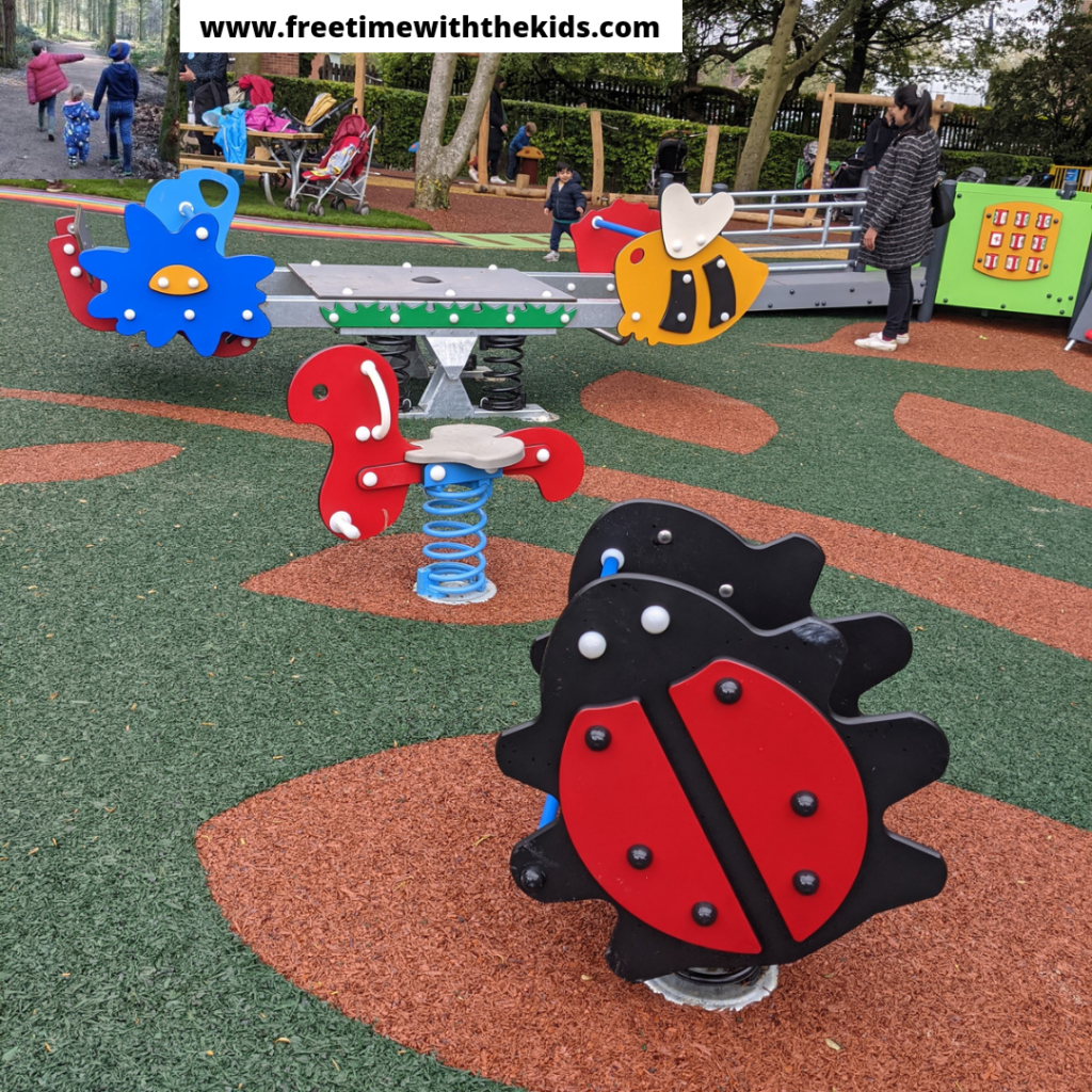 Clarence Park & playground in St Albans, Hertfordshire | Review by Free Time with the Kids | Free things to do with children in Herts